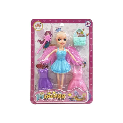 MUÑECA CON VESTIDOS ENCARTONADA