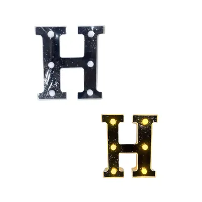 LAMPARA DE LETRA H 16CM FONDO NEGRO BRILLANTE LUZ CALIDA