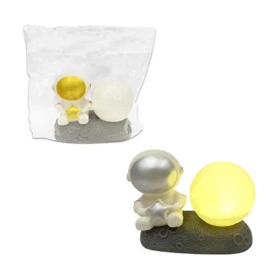 LAMPARA ASTRONAUTA CON LUNA