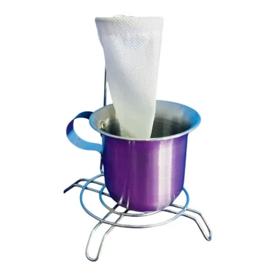 OYETA CON COLADOR ALUMINIO JUGUETE COCINA
