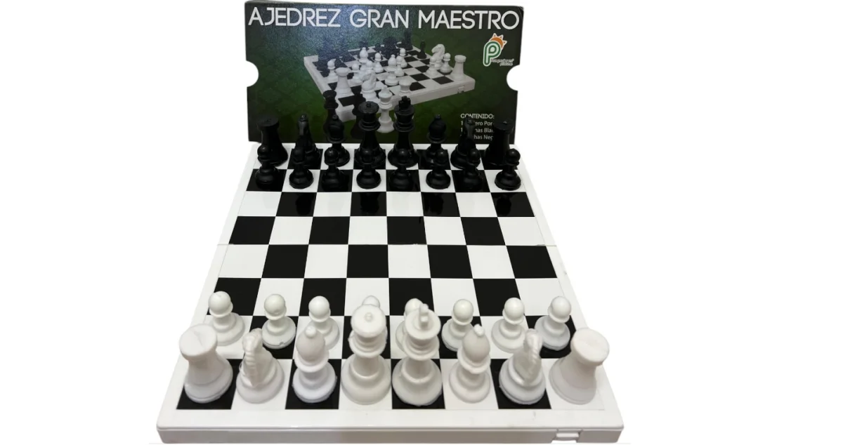 CAJA JUEGO DE MESA AJEDREZ GRAN MAESTRO VERDE