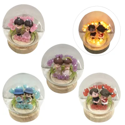 ESFERA DE CRISTAL PAREJA NOVIOS CON LUZ