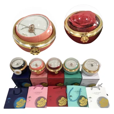 ROSA ENCAPSULADA CON COLLAR EN CAJA