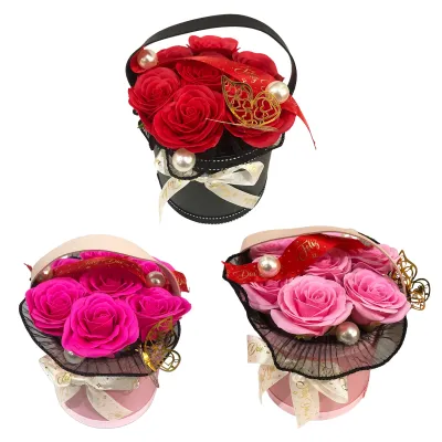 RAMO ROSAS ARTIFICIALES EN CANASTA (CJX10)